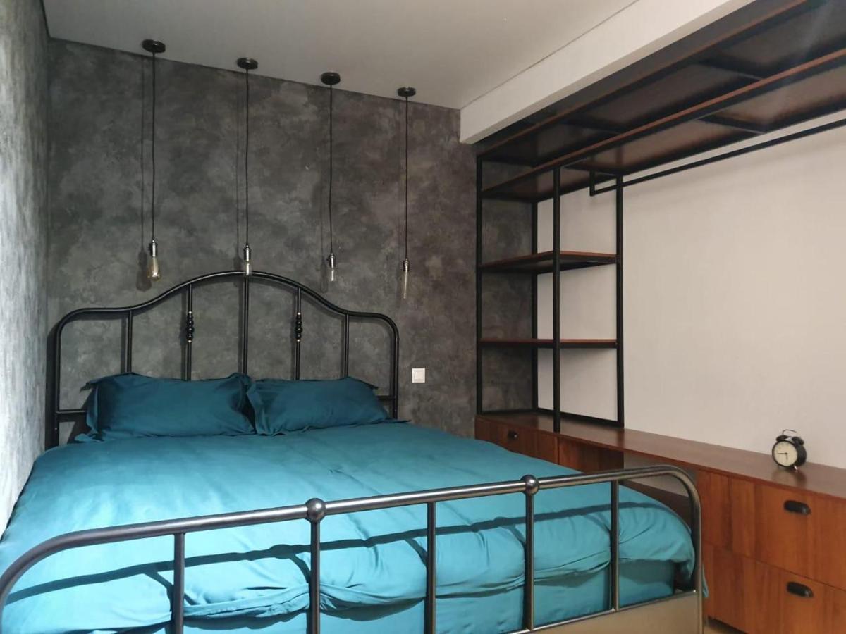 Kurmangazi 154-7 Apartamento Uralsk Exterior foto